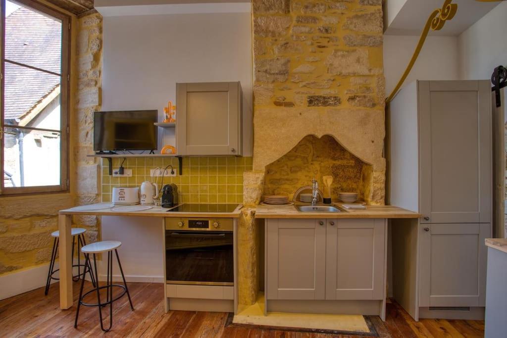 "Les Appartements De Betty C" Studio Medieval Sarlat-la-Canéda Exterior photo